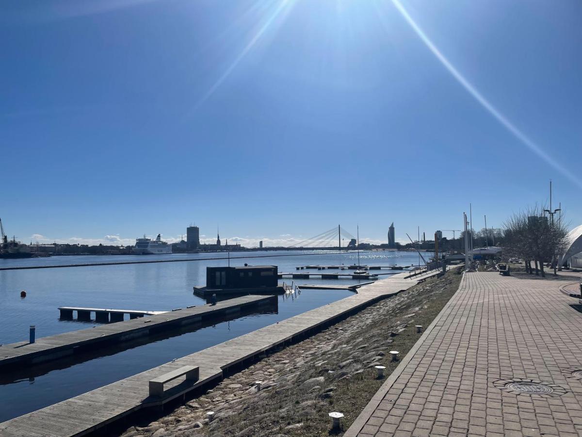 Kipsala Apartments With Free Parking Riga Exterior foto